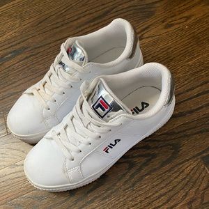 FILA Women’s Panache Sneaker — Size 7